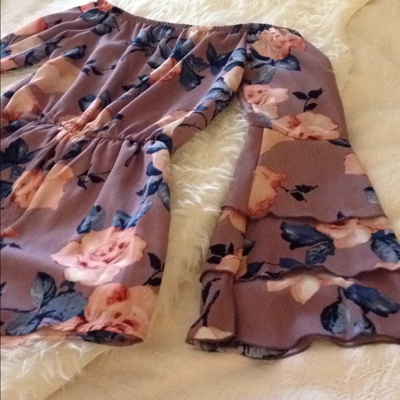 Last 1! Lavender Floral romper! - Picture 7 of 8